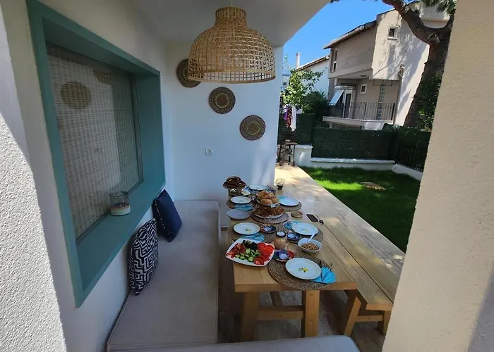 Nunu Garden Urla